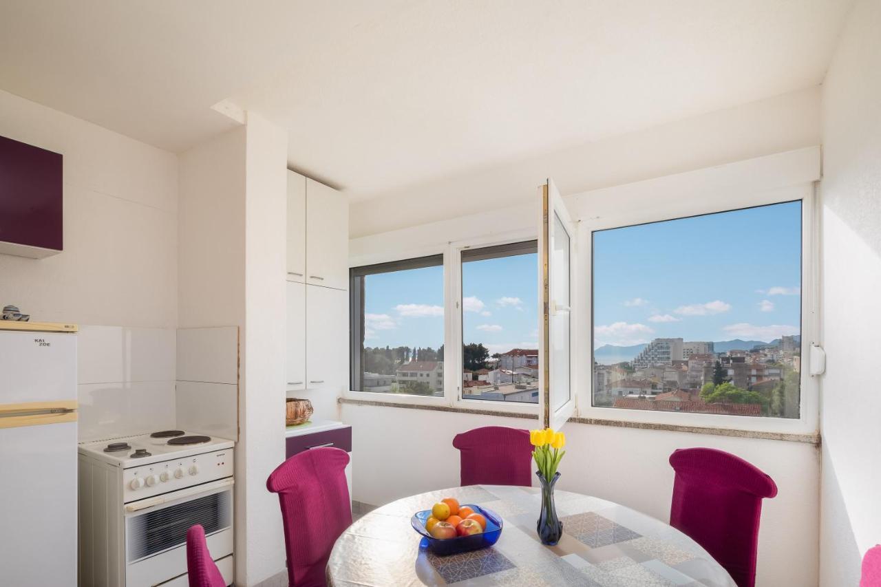 Edita - Apartment In Town Centre Makarska Ngoại thất bức ảnh
